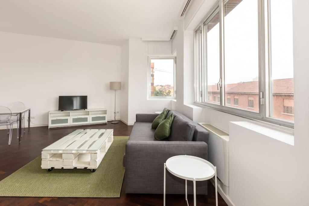 Elegante Bilocale Porta Genova - Mirable Pm Milão Exterior foto